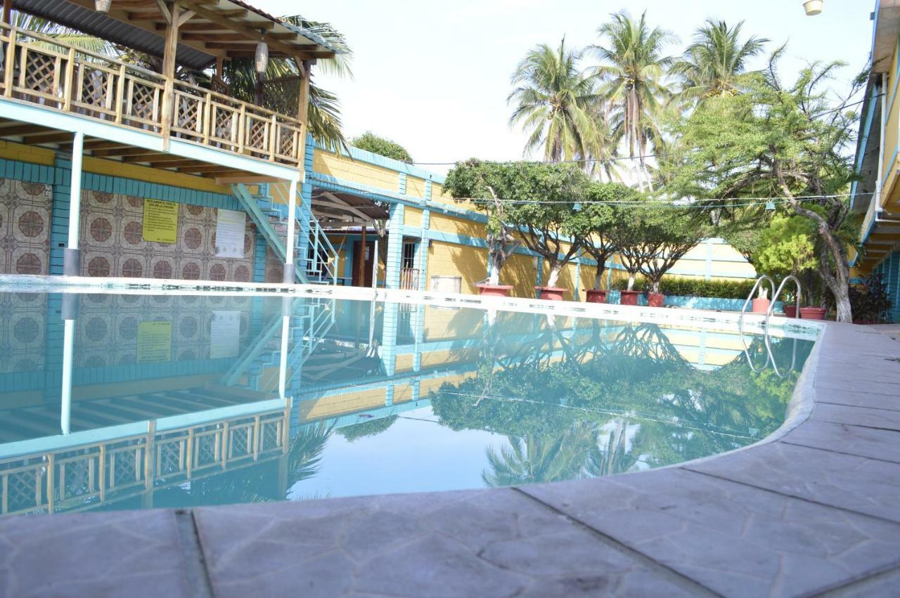 Hotel Leones Marinos San Miguel Exterior photo
